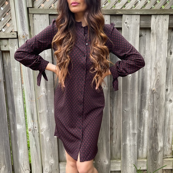 Banana Republic shift dress long sleeves - Picture 5 of 5